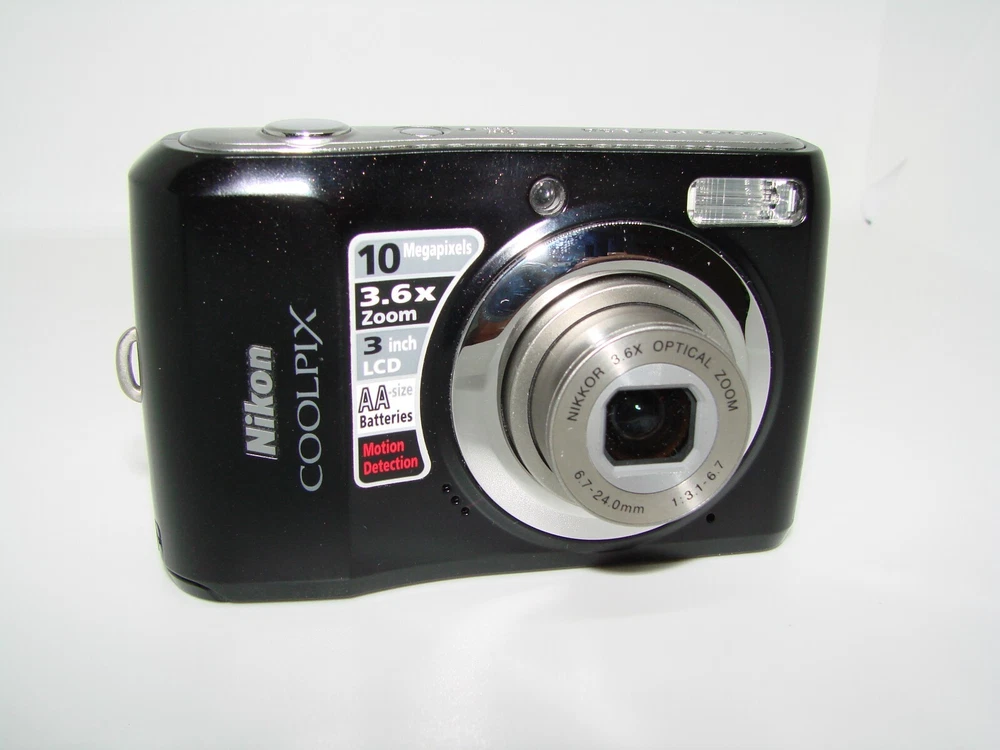 Nikon COOLPIX L20 10.0MP Compact Digital Camera + memory card Tested Excellent