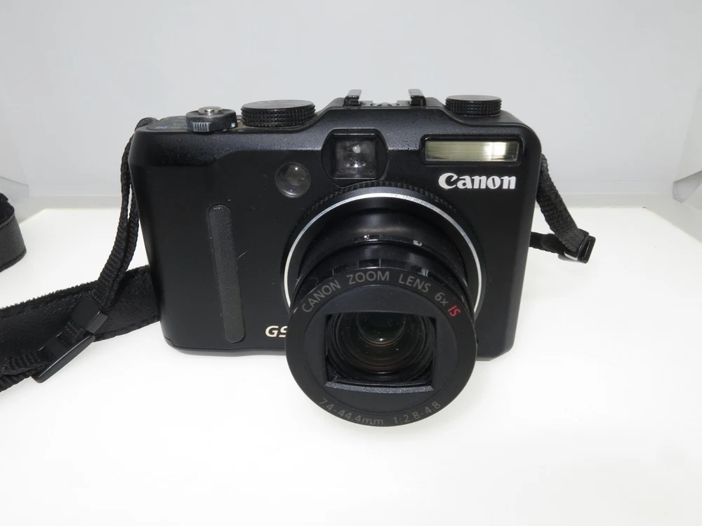 Canon PowerShot G9 12.1MP Digital Camera 6x Optical Zoom Face Detection PC1250