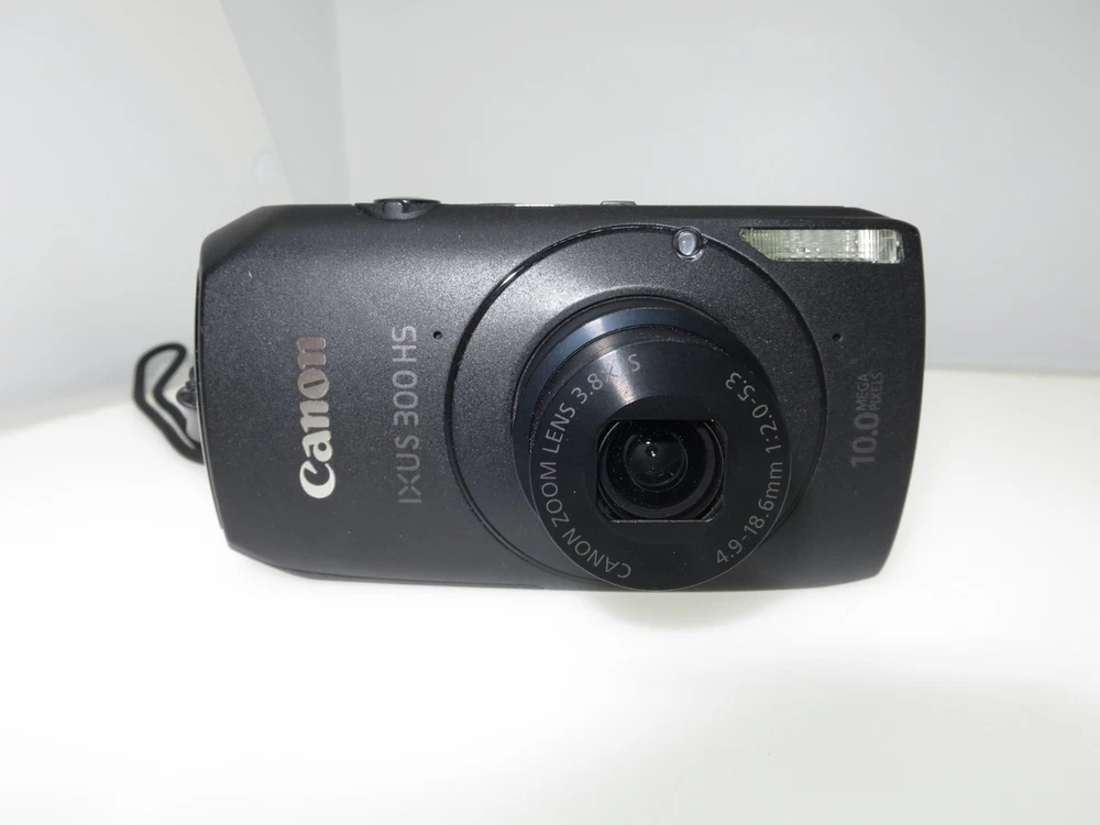 Canon PowerShot IXUS 300 HS compact digital camera / SD4000 IS / IXY 30s